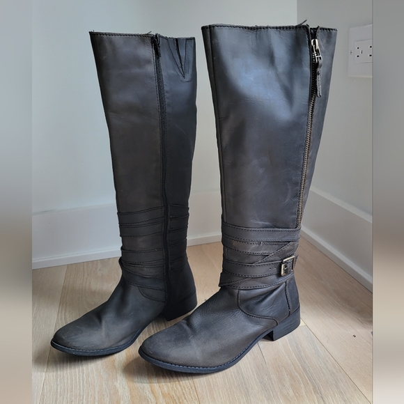 Kenneth Cole Reaction Zap-iness Boot - Picture 10 of 11